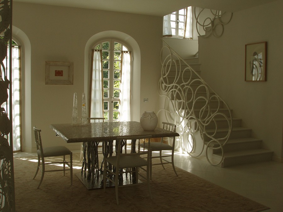 The dining room and staircase